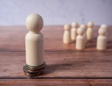 鲸观察｜券商首席知识变现“花样多”：转战知识星球一周进账数百万、签约MCN财经博主“出道”吃流量饭